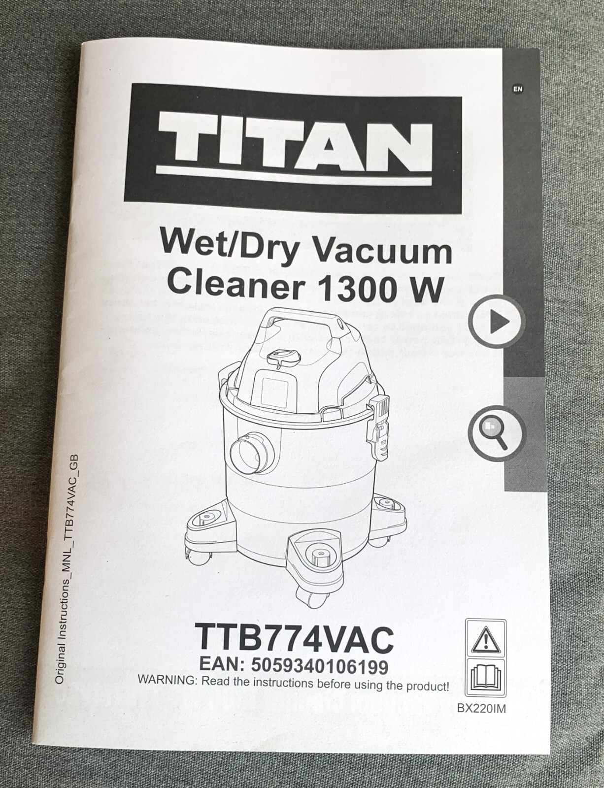 Titan Wet & Dry Vacuum Cleaner TTB774VAC 1300W For SPARES or REPAIRNot