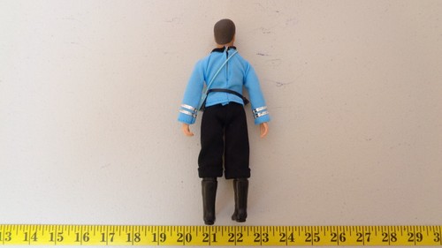 Star Trek Classic EMCE Dr. McCoy 8-in Figure Diamond Select DST 2008 - Picture 3 of 4