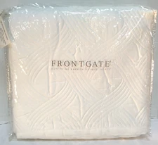 Frontgate Quilted bed Coverlet Cotton polyester fill bedspread quilt QUEEN White