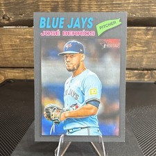 Topps Heritage 2025 José Berríos #56 Blue Jays MLB Baseball Card