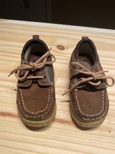 Oshkosh B'Gosh Toddler Shoes Size 5 1/2