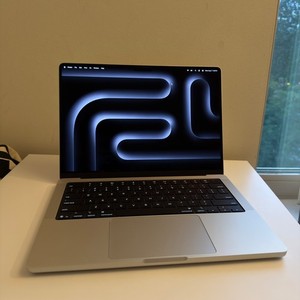 MacBook Pro M5 24GB 1TB | eBay