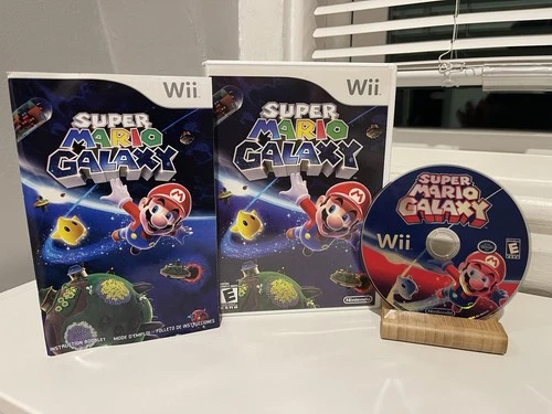 Super Mario Galaxy - Nintendo Wii 2007 - Complete w/ Manual - Scratched *Works*