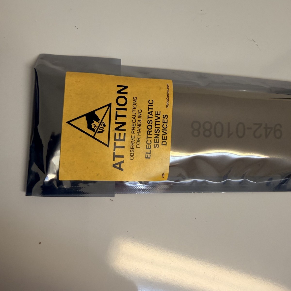 076-00236 Genuine Apple Data Migration Tool for MacBook Pro 2016