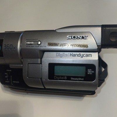 SONY DCR-TRV110 NTSC Hi8 ビデオカメラ 8mm Sony DCR-TRV110 Digital8 Hi8 8mm Video8 Camcorder VCR Player Video