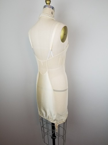 Vintage 1950's Corselette Shapewear Slip Garter Pin Up Ivory Lace & Mesh Size 34 - Picture 7 of 13