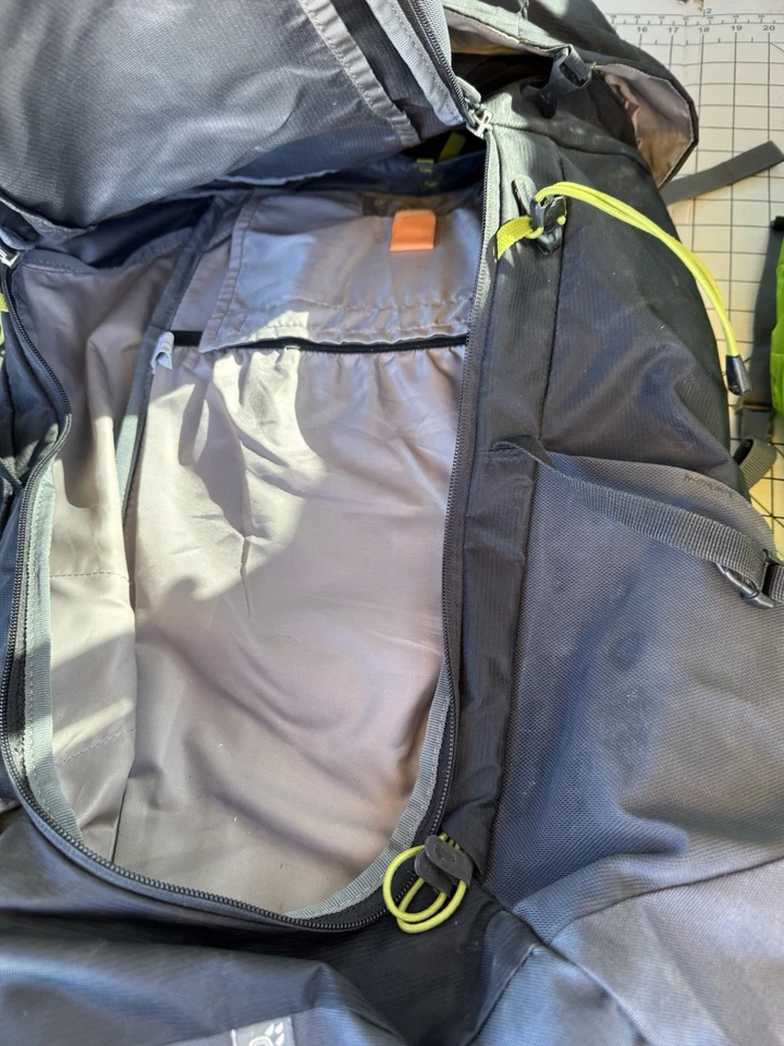 Deuter Trail Pro 36 L Backpack Internal Frame Black Unisex Hiking - Image 4 of 4