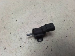 Volkswagen Golf VI 2009 Benzin 90kW Turbolader Druckwandler Magnetventil