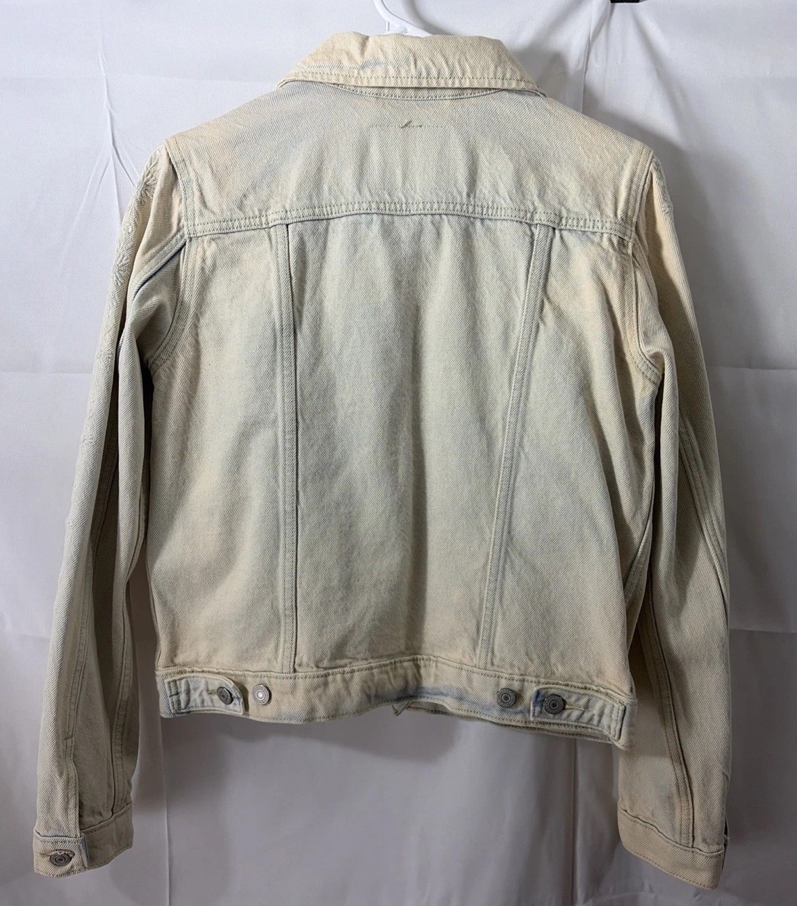Levi's Bleached Light Wash Denim Jean Jacket Country Western Embroidered Sleeves thumbnail 13