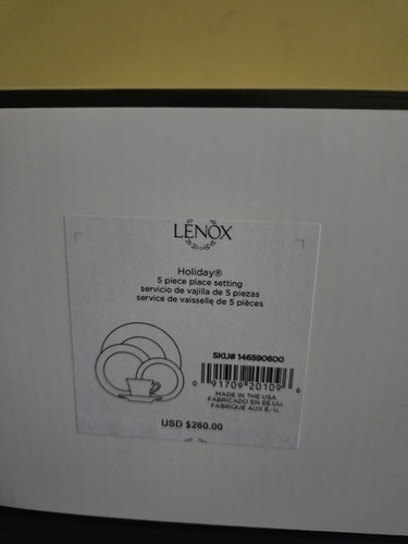 Lenox 146590600 Holiday 5-Piece Place Setting/New - Picture 5 of 7