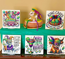 Mardi Gras Shelf Sitter Highlander King Cake ...