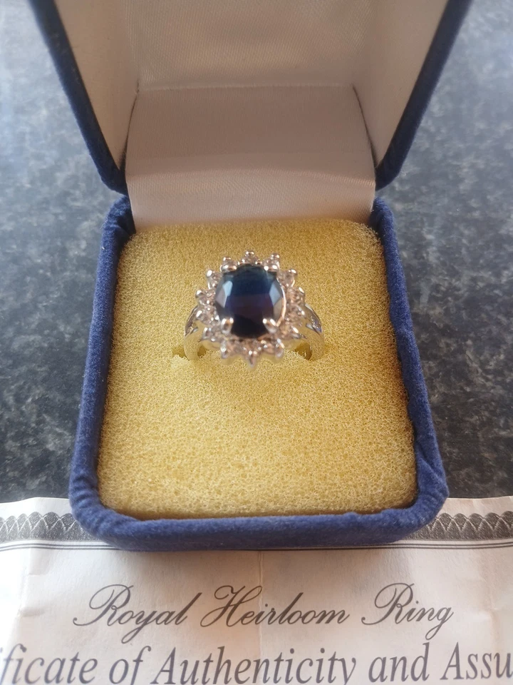 Anillo de imitación de zafiro con 14 diamantes impecables-x⁴ circonita cúbica, placa de platino reliquia real Foto 2 de 4