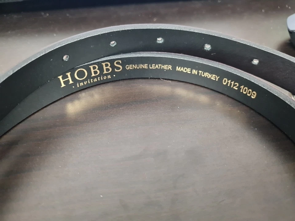 Hobbs Thin Red Genuine Leather Belt - Medium - 39 Inches - Image 2 of 2