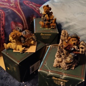 Boyds bears and Friends 