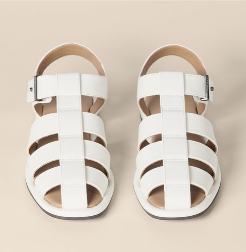 Amazon Essentials Women's Closed Toe Fisherman Sandals White Shoes Size 9*NIB* - Picture 1 of 7