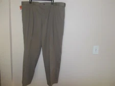Dockers Mens Pants Comfort Khaki Flat Front Classic Fit W 44 x L 30 NWT