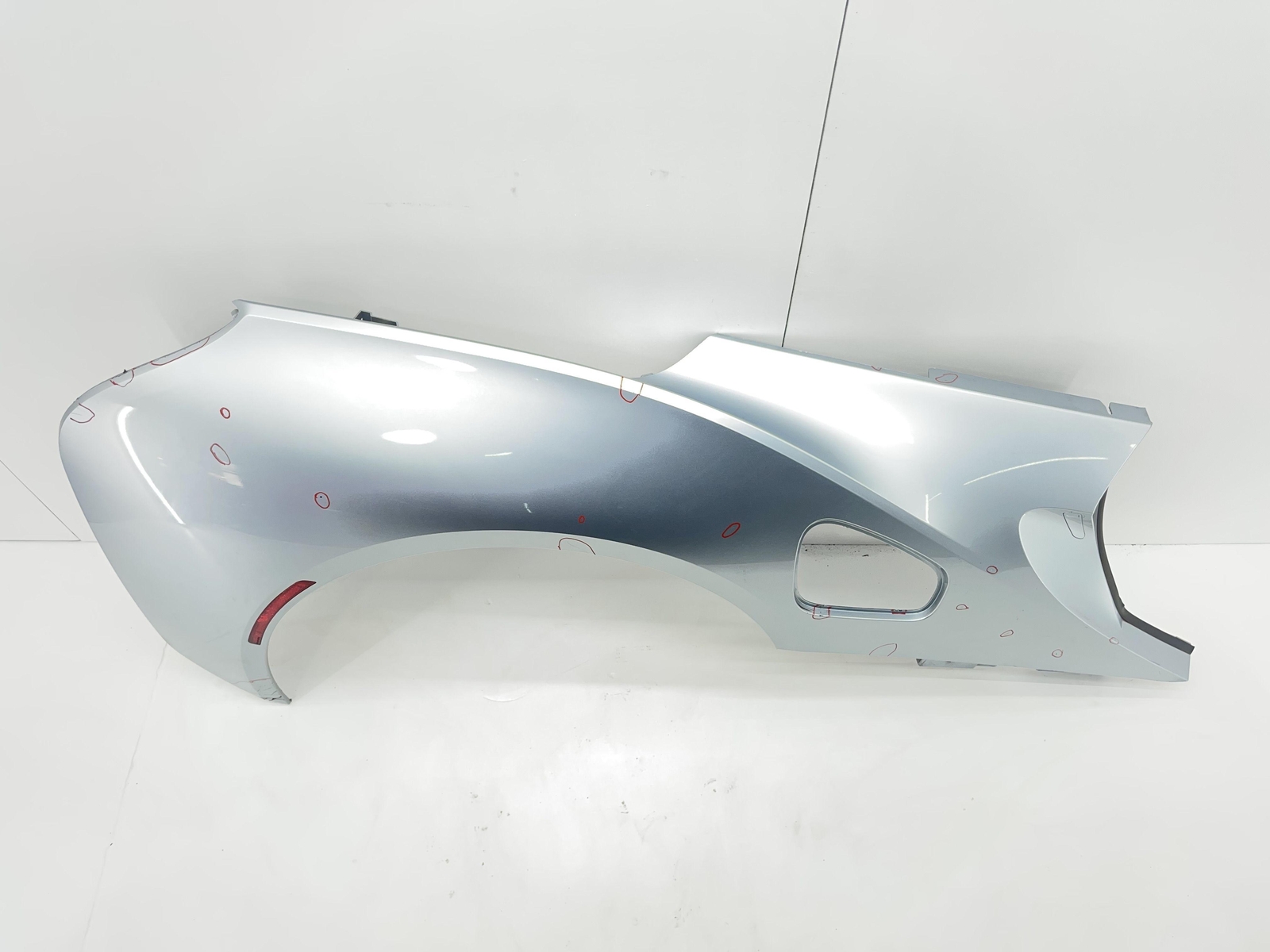 2014-2019 BMW I8 REAR RIGHT QUARTER PANEL ICONIC SILVER (B72) 7336314 OEM