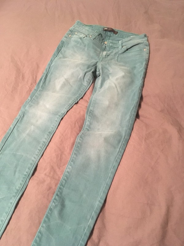 Girls Levis Jeans (Legging) W25 L30 (NWOT)