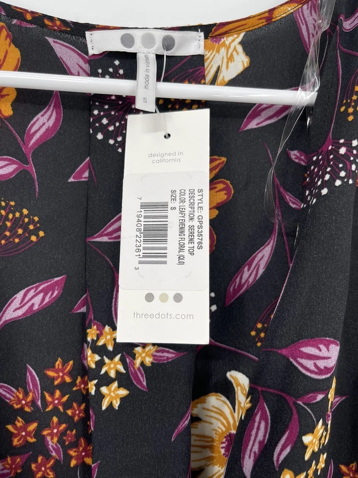 Top sereno para mujer THREE DOTS en negro floral talla pequeña Foto 3 de 4