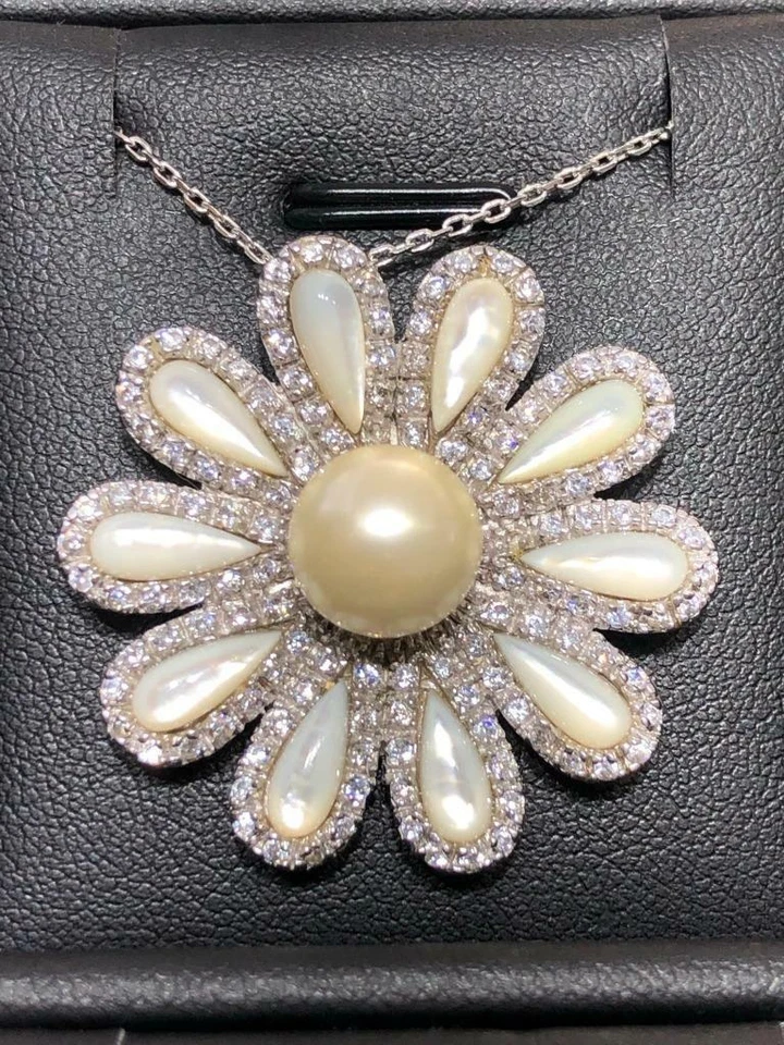 Colar de platina prata esterlina flor de safira branca pérola halo gota presente