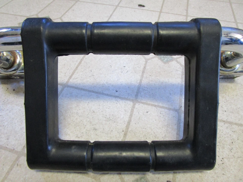 De colección 73 Ski Doo Olympique 440 Moto de Nieve Agarre Trasero Manija Olímpica Foto 3 de 4