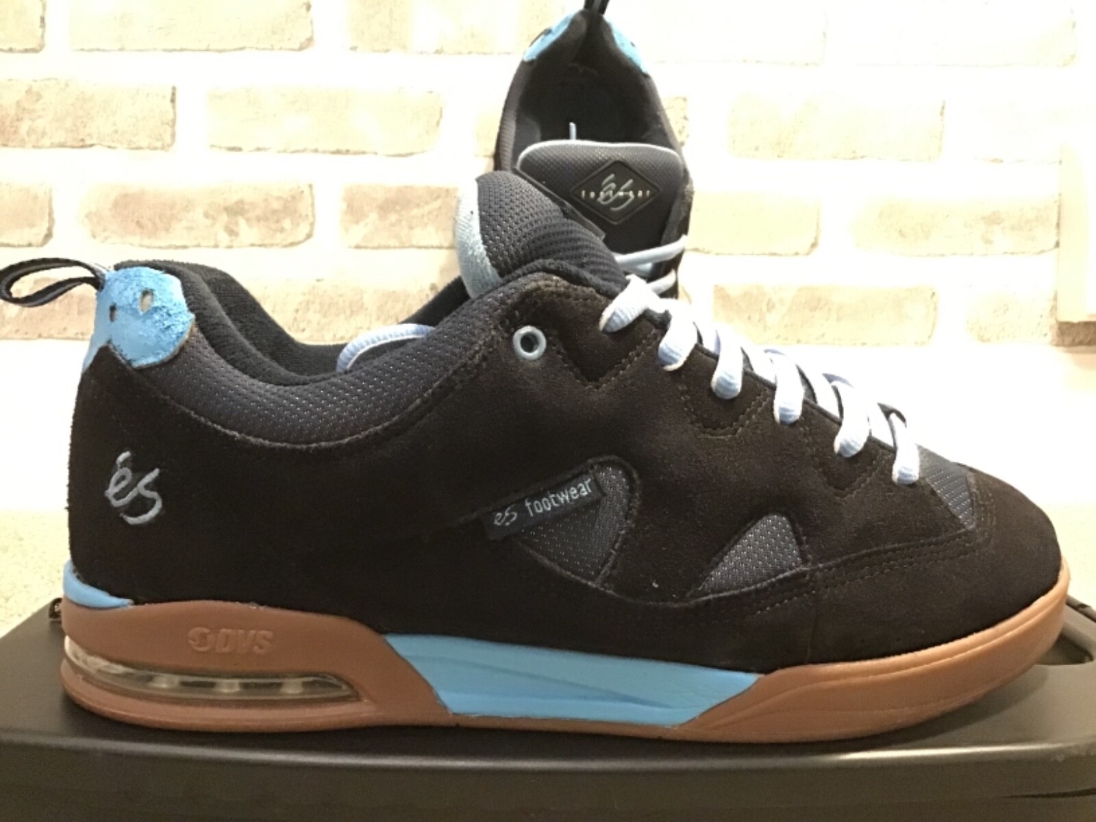 éS ES 'SWORD' SKATE SHOES sz12/eu47 