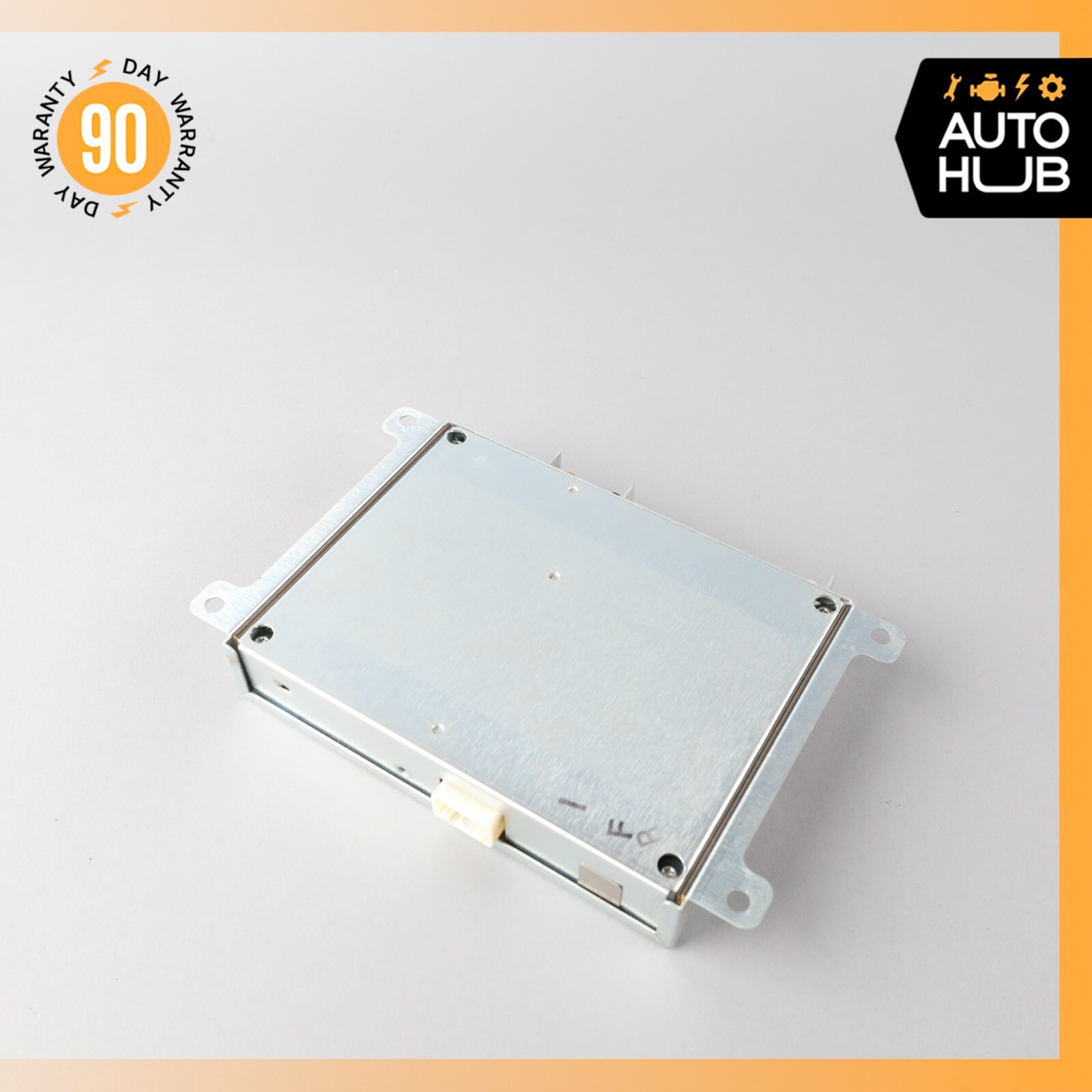 09-13 Maserati Quattroporte M139 Audio Tuner Controle Module Bose 218295 OEM 71k