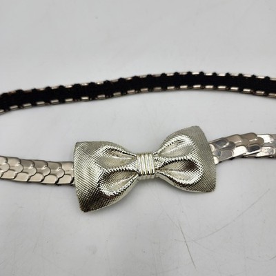 EUC Vintage 80s Silver Tone Stretch Fish Scale Belt Bow Buckle Fem Rock 