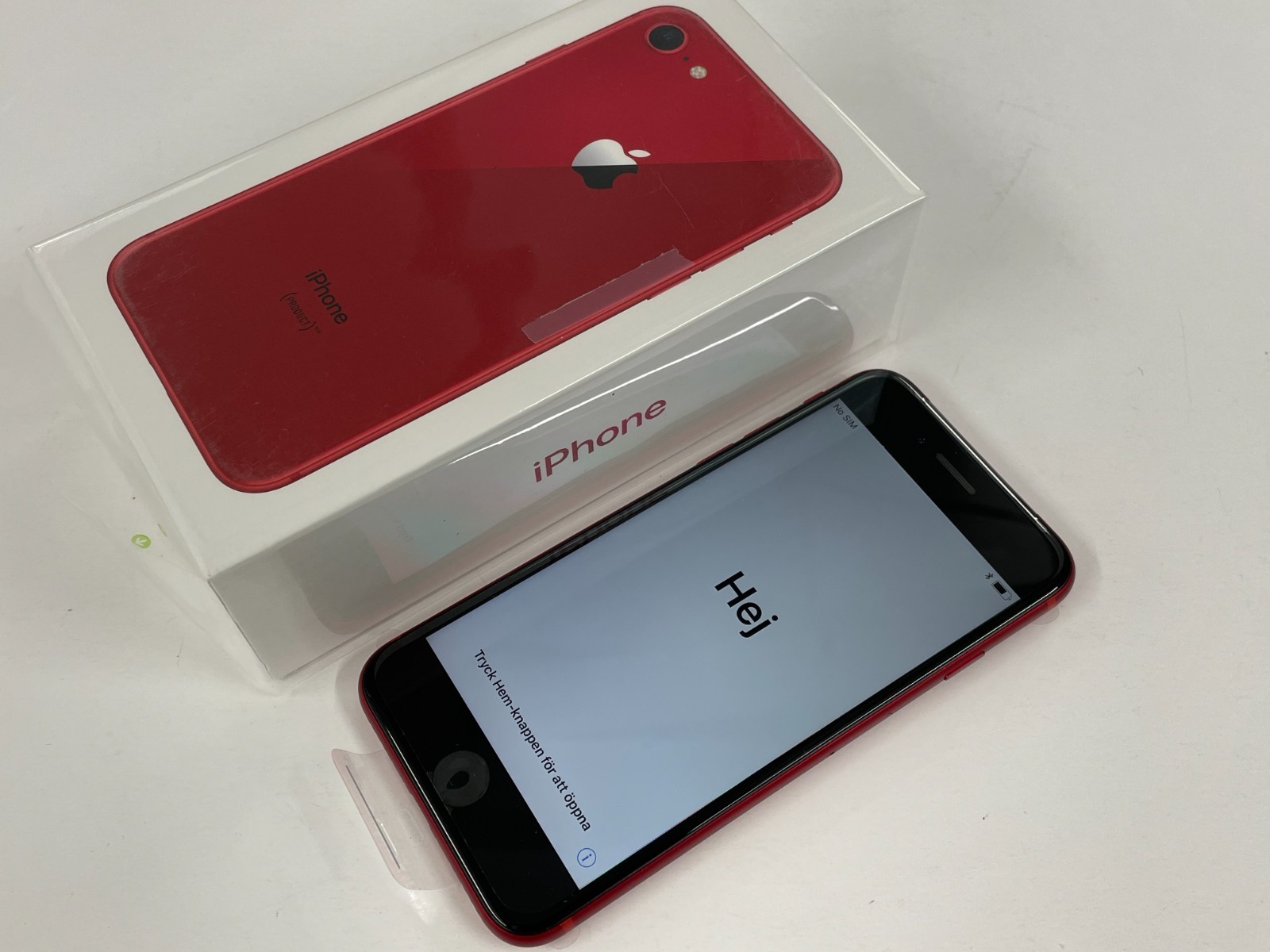 Apple iPhone 8 - 256 GB - (PRODUCT)RED (Unlocked) A1863 - NEW IN BOX - iOS 11
