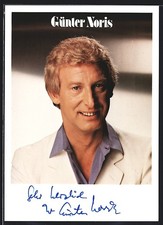 Musician G�nter Noris in white suit, autograph, postcard 