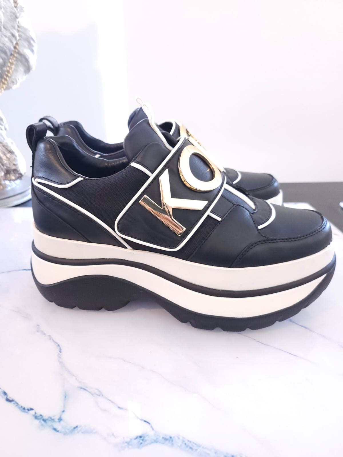 Michael Kors Cortlandt platform Trainers  UK 5 Womens black leather rare image 9