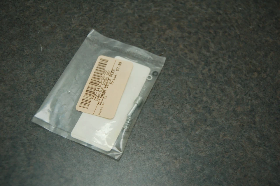 Conjunto de agulha NOS Yamaha 22F-14103-00 YFM50 YFM80 YFM100 Champ Badger NOVO ANTIGO - Imagem 2 de 3