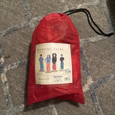 Sacchi per saltare. Set di 4 in borsa da trasporto. Mercato Mondiale. Divertimento per riunione di famiglia