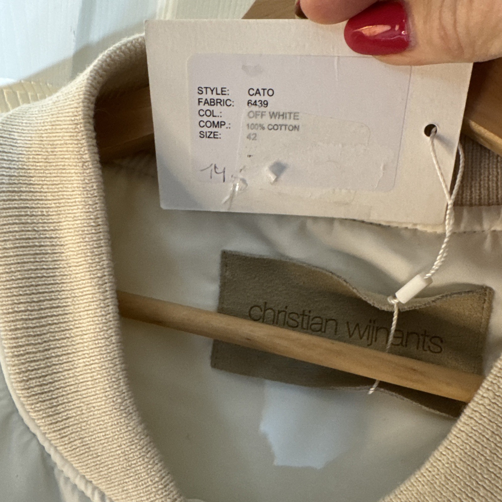 Women’s  Christian WIJNANTS Off White Bomber Jacket Sz42.NWT Gorgeous Oversized thumbnail 3