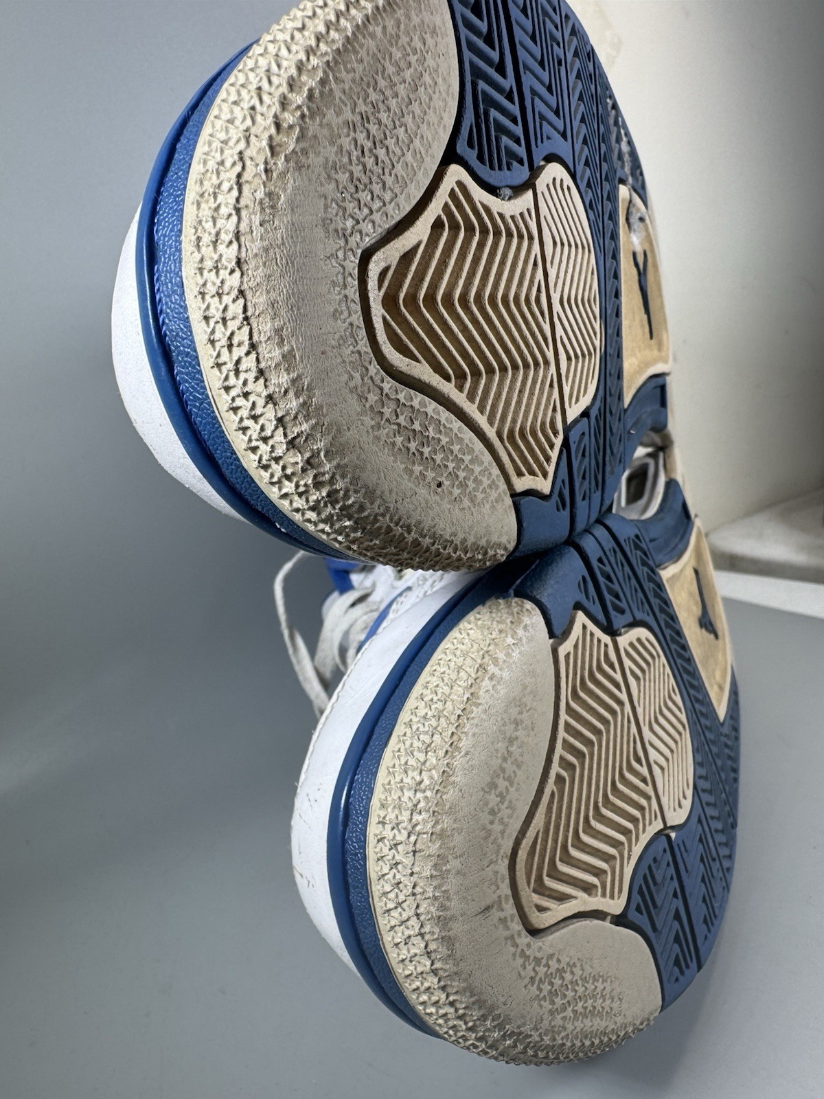 Air Jordan 4 Retro Motorsports 308497-117 Size 8 White Blue Used