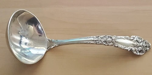 REED AND BARTON STERLING SILVER LADLE 6" SELLING AS IS LOOK