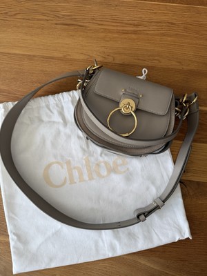 Chloé  Schultertasche  Tess Small Bag  in Motty Grey   kaum getragen   Neuwertig