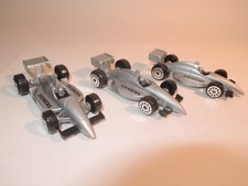 ++ H84 1:64 GOLDEN CHINA 3x Rennwagen Formel 1 - Sondermodell für SIEMENS