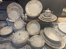 Noritake Ivory China Gallery 7246 Dinner Set ...