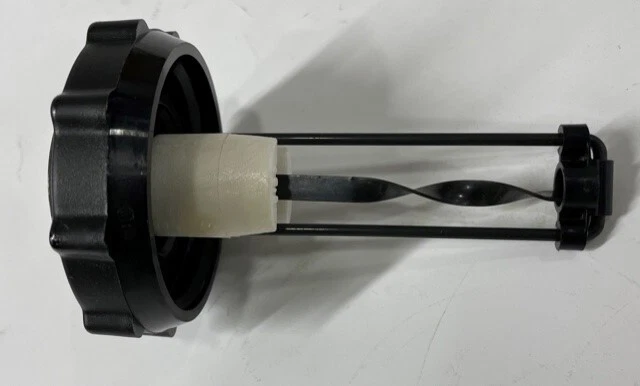 *John Deere 130 GAS MEDIDOR DE COMBUSTIBLE AM102461 NUEVO OEM Foto 3 de 3