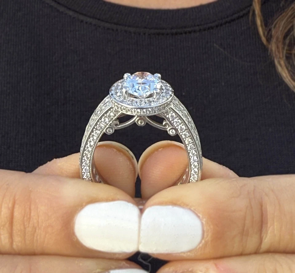 IGI Certified 14K Yellow Gold Oval And Round Diamond Engagement Ring Halo 4.00ct - Image 2 of 4