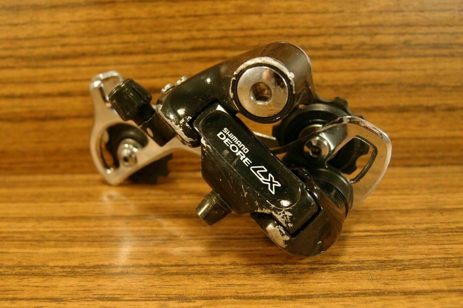 Shimano LX Rd-m560 Rear Derailleur 