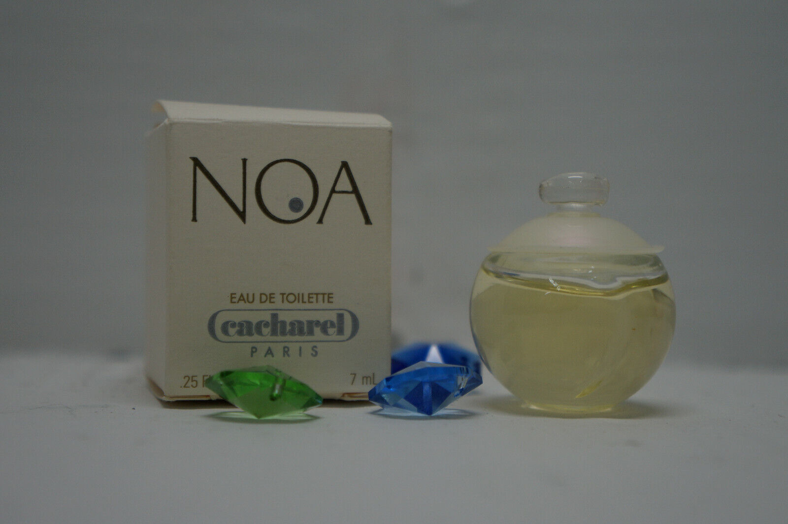 NOA by Cacharel Miniature