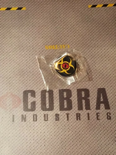 GI JOE ~ 2014 CONVENTION PIN ~ 50th ANNIVERSARY ~ ZOMBIE INITIATIVE joecon