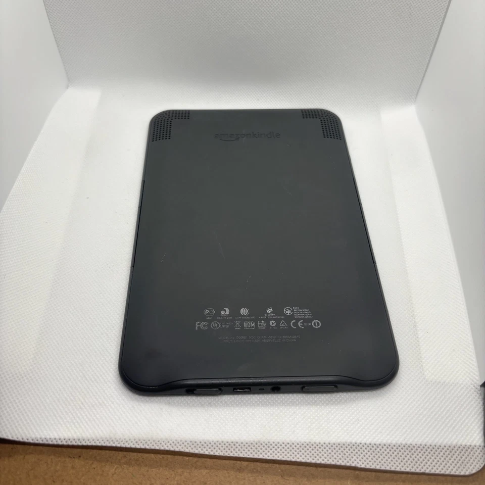 Amazon Kindle Keyboard D00901 3rd Generation 4GB, tested fully working used - Image 3 of 4