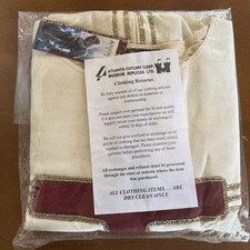 TRAJE RÉPLICAS MUSEO ASSASSIN'S CREED: TÚNICA ROBERT DE SABLE NUEVA CON ETIQUETAS