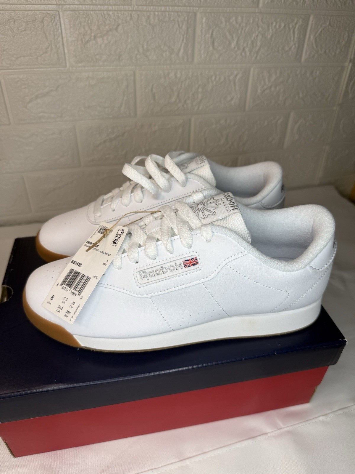 Size 8 White