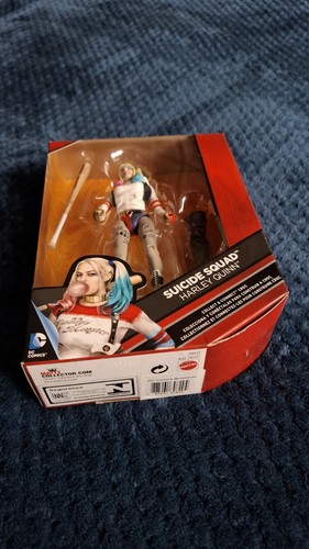 DC Comics Multiverse Suicide Squad - Batman Joker and Harley Action Figures - Picture 10 of 14