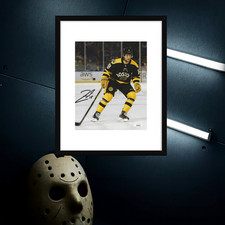 Pavel Zacha Boston Bruins Autographed 8x10 Photo With COA W/Frame