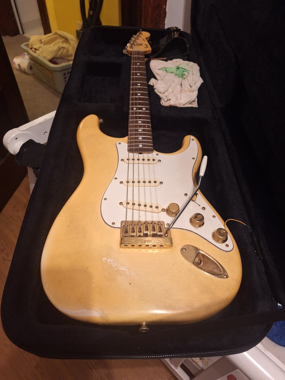 Fender strat gold overlay Vintage 1981